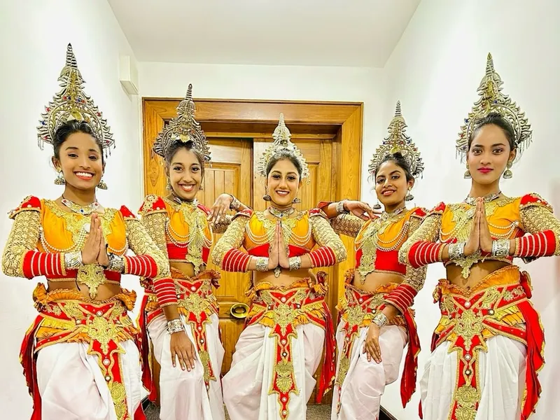House Dance performance shot 3